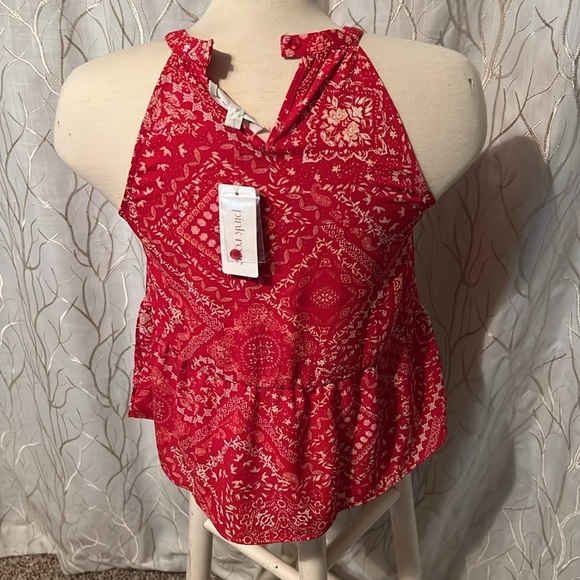 NWT Red halter blouse. - Picture 2 of 8